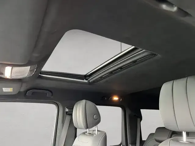 Mercedes-Benz G 500