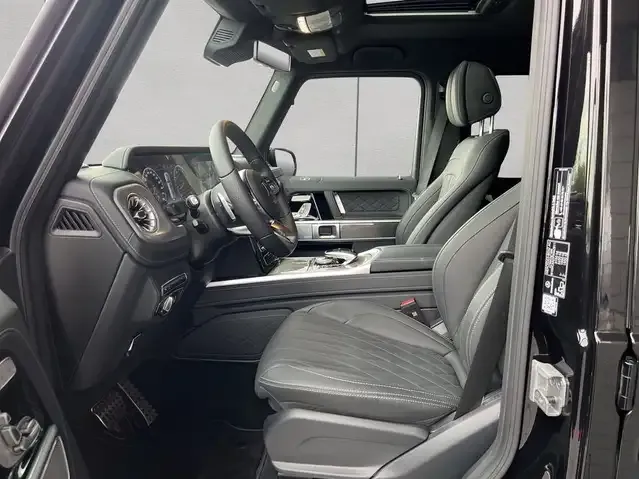 Mercedes-Benz G 500