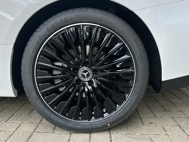 Mercedes-Benz CLE 300