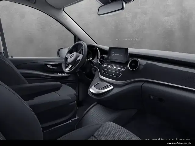 Mercedes-Benz V 250