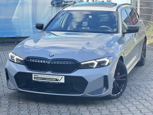 BMW 330