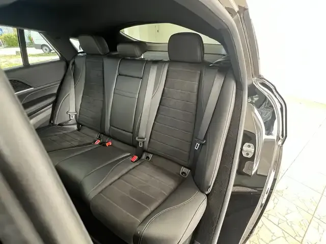 Mercedes-Benz GLE 400