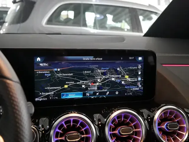 Mercedes-Benz EQA 250
