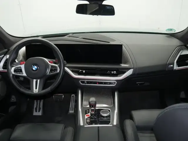 BMW XM