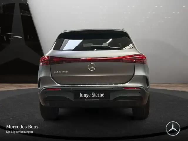 Mercedes-Benz EQA 250