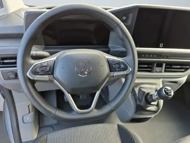 Volkswagen T7 Transporter