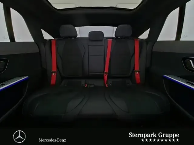 Mercedes-Benz EQE 43