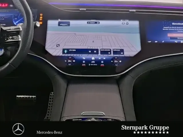 Mercedes-Benz EQE 43