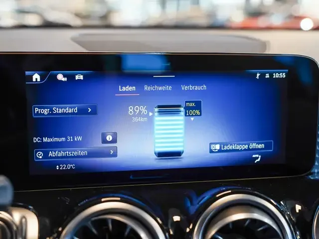 Mercedes-Benz EQB 300