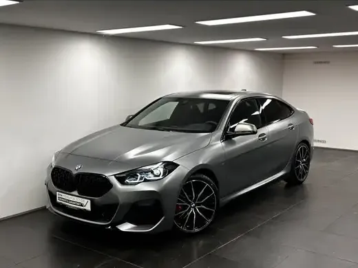 BMW 235