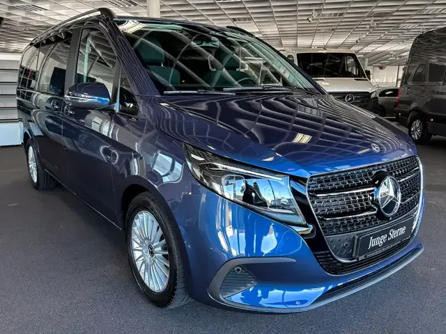 Mercedes-Benz V 250