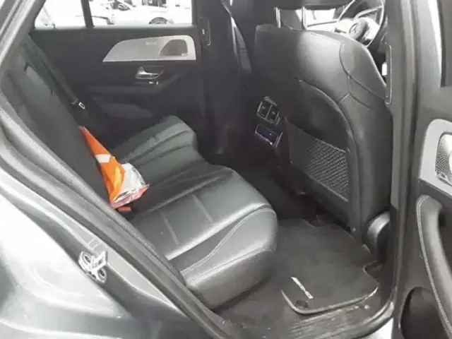 Mercedes-Benz GLE 400