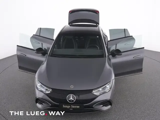 Mercedes-Benz EQE 300
