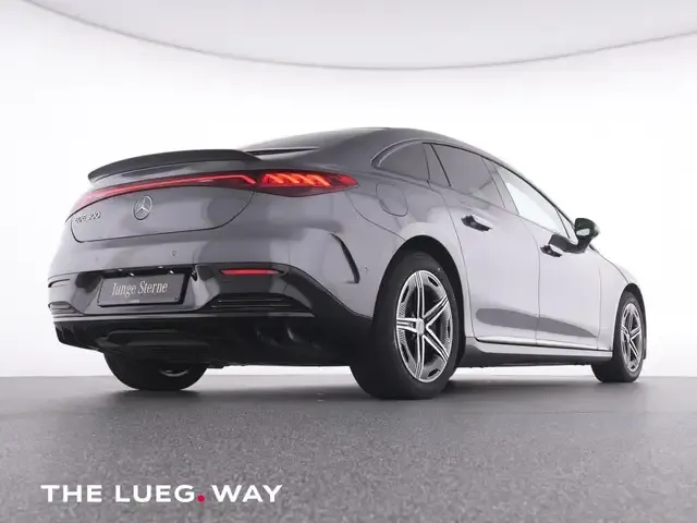 Mercedes-Benz EQE 300