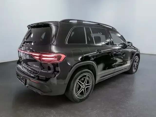 Mercedes-Benz EQB 300