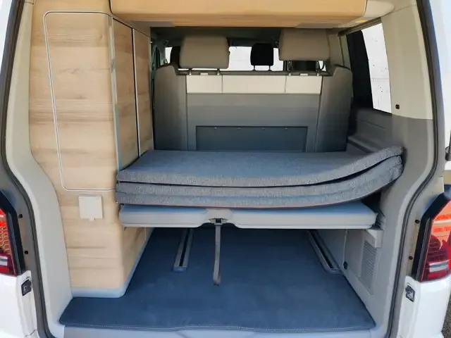 Volkswagen T6.1 California