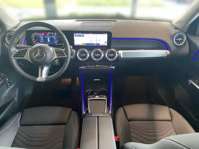 Mercedes-Benz GLB 200
