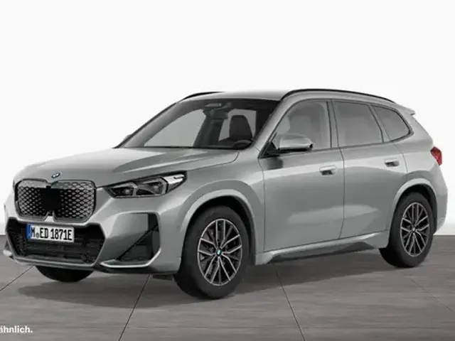 BMW iX1
