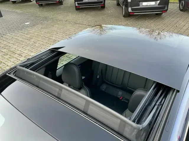 Mercedes-Benz EQE 350