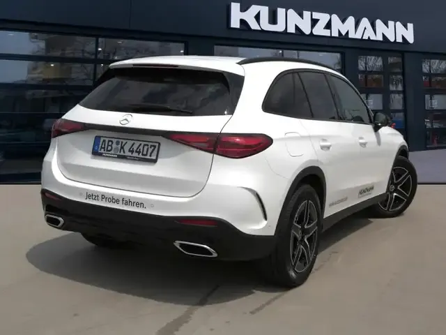 Mercedes-Benz GLC 200