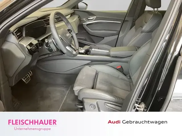 Audi Q8 e-tron
