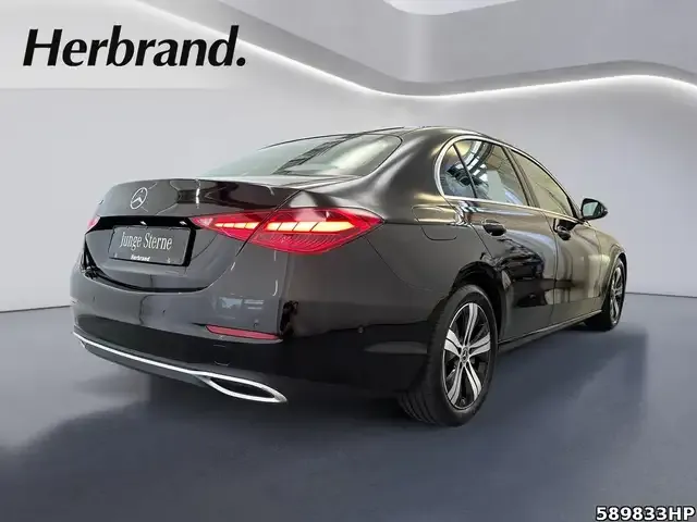 Mercedes-Benz C 220