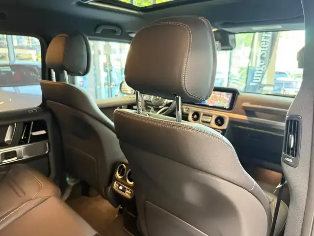Mercedes-Benz G 500