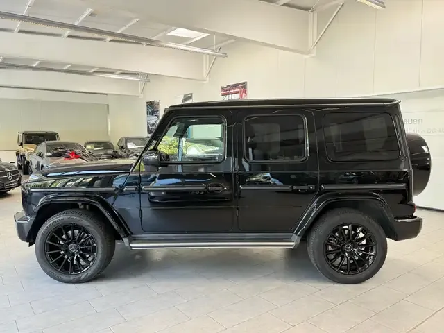 Mercedes-Benz G 500