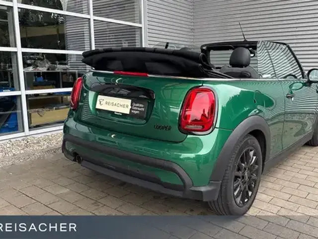 MINI Cooper Cabrio