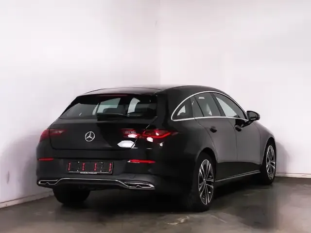 Mercedes-Benz CLA 180