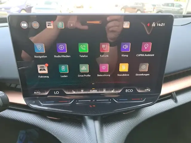 CUPRA Tavascan