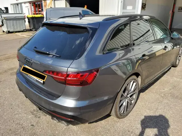 Audi S4