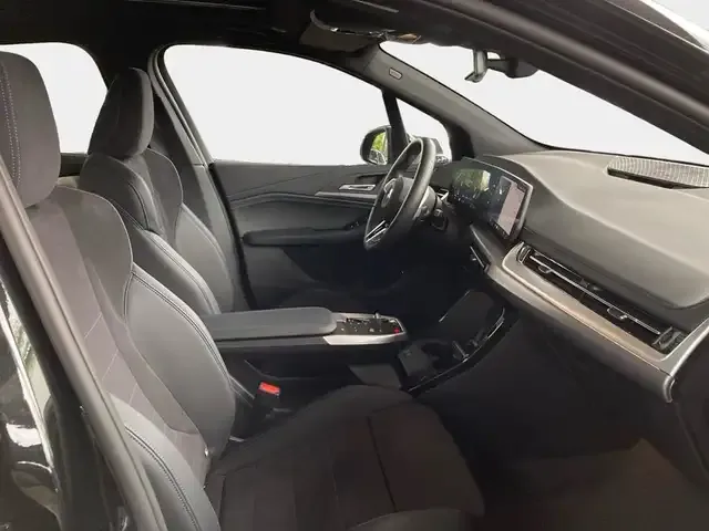BMW 223