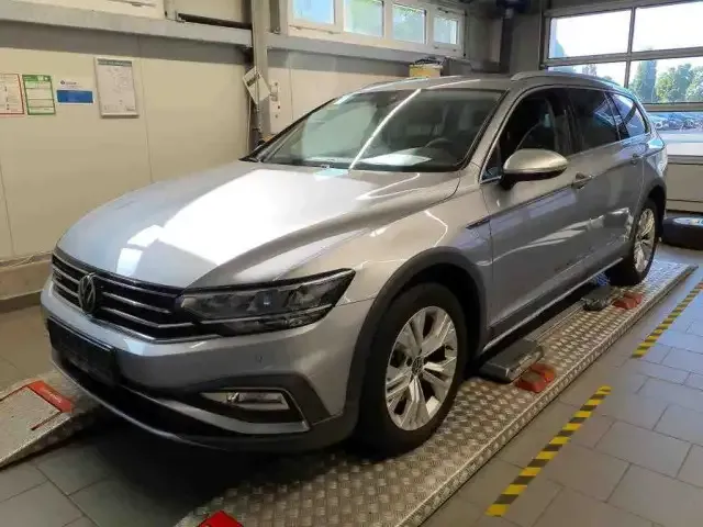 Volkswagen Passat Alltrack