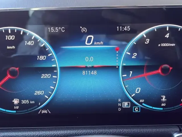 Mercedes-Benz GLB 200