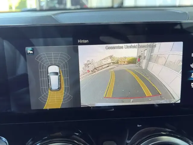 Mercedes-Benz GLB 200