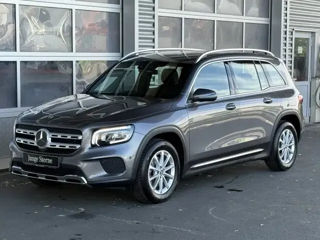 Mercedes-Benz GLB 200