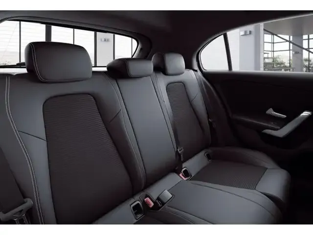 Mercedes-Benz A 160