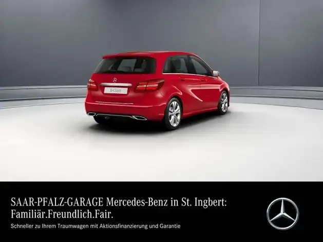Mercedes-Benz B 180