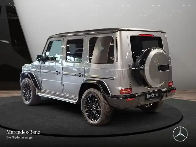Mercedes-Benz G 500