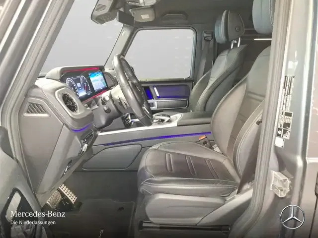 Mercedes-Benz G 500