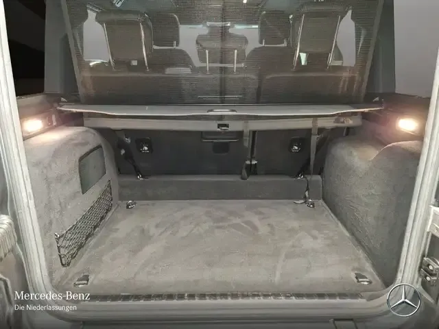 Mercedes-Benz G 500