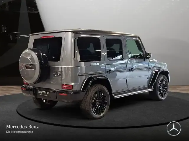 Mercedes-Benz G 500