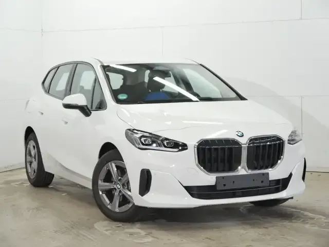BMW 216