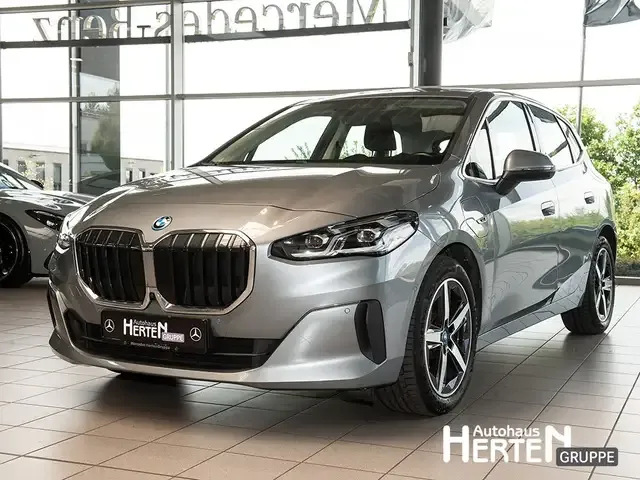 BMW 230