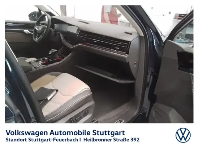 Volkswagen Touareg