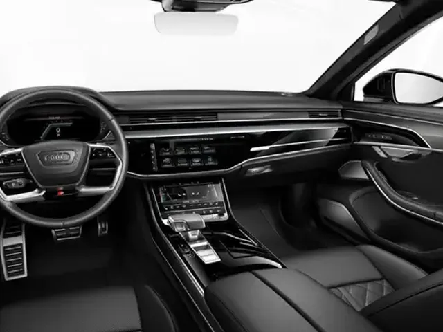 Audi S8