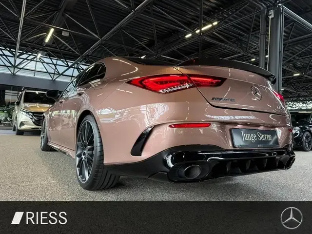 Mercedes-Benz CLA 35 AMG