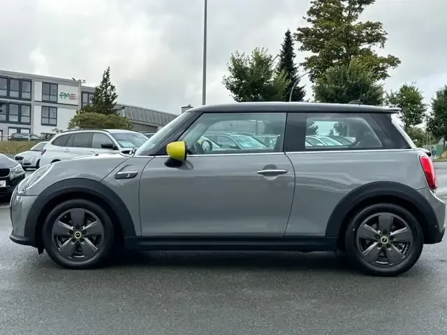 MINI Cooper SE