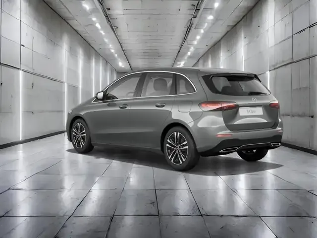 Mercedes-Benz B 180